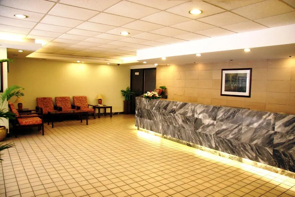 White House Hotel - City Center Ντάκα 3*,